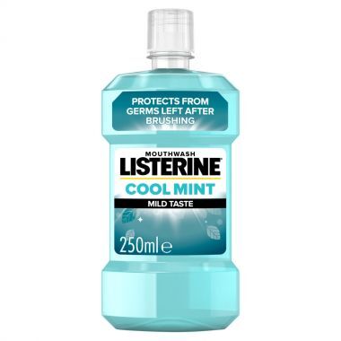 Płyn do płukania ust Listerine Cool Mint Mild Taste 250 ml